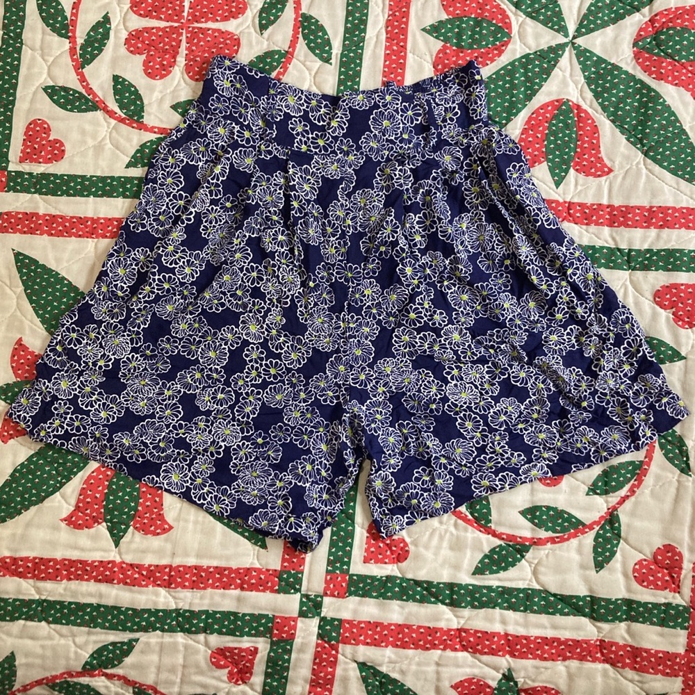 Vintage floral shorts